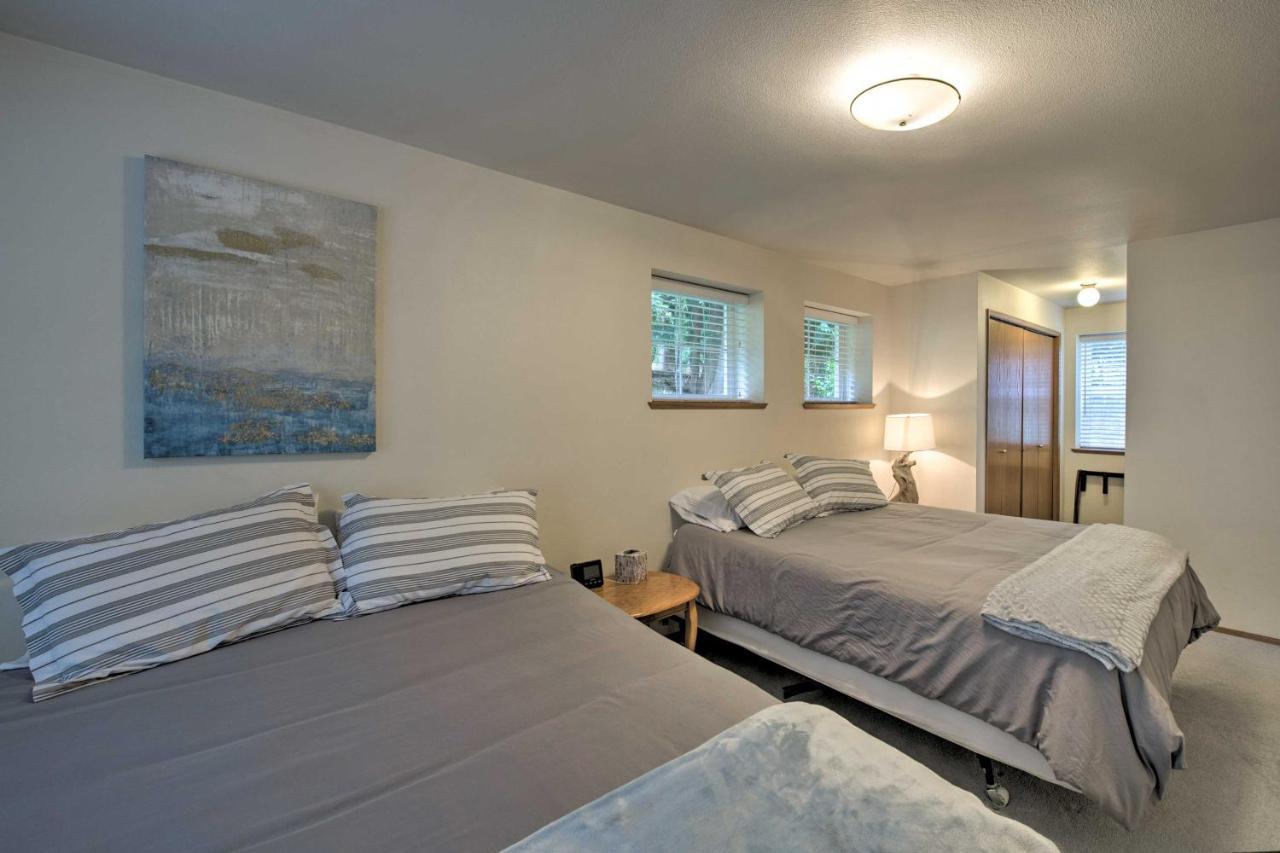 Warm Beach Hideaway With Private Beach! Stanwood Eksteriør billede